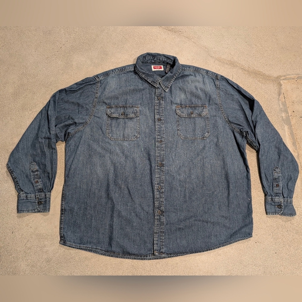 Wrangler Mens Long Sleeve Denim Button Down Work Shirt Blue